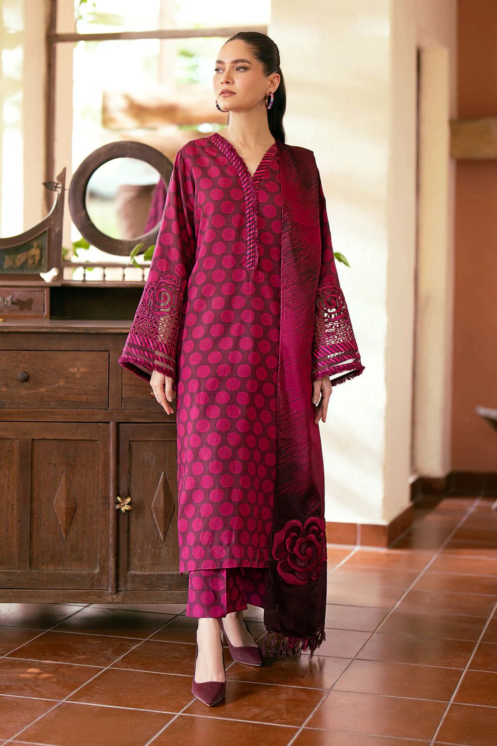 Baroque Dhanak Embroidered 3 Piece | BQ126