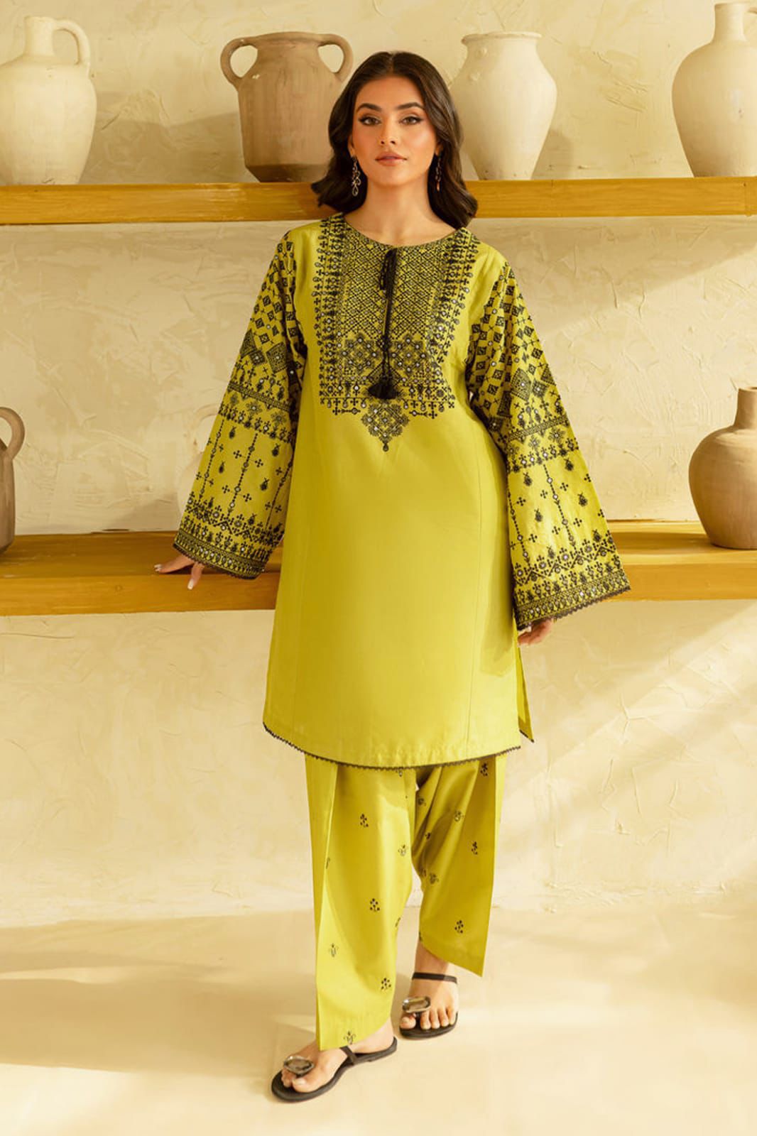 Aisling Dhanak Embroidered 2 Piece | AL112
