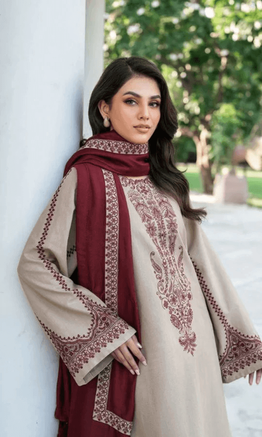 Baroque Dhanak Embroidered 3 Piece | BQ113