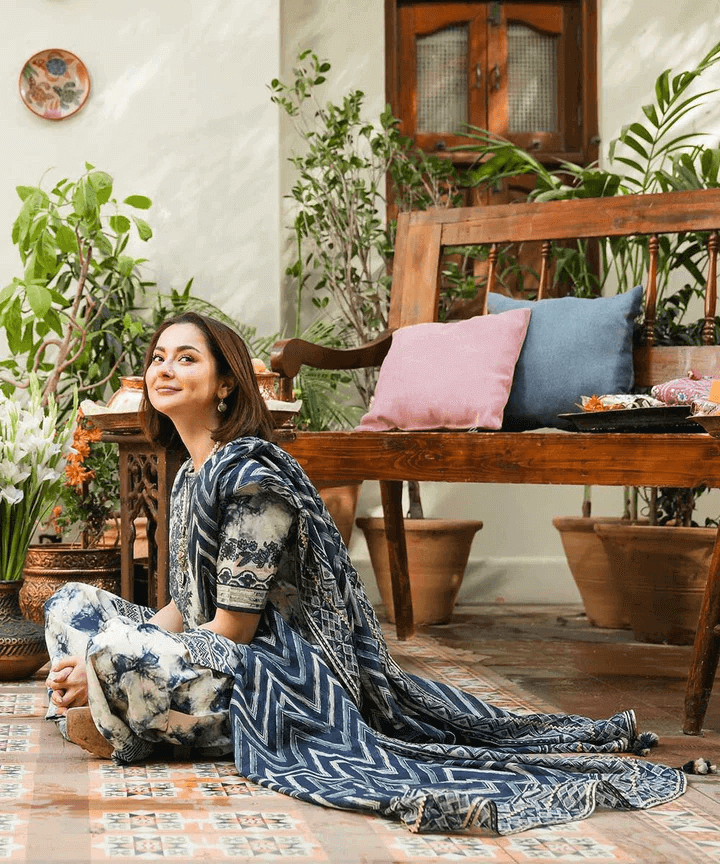 Sapphire Dhanak Embroidered 3 Piece | SP105