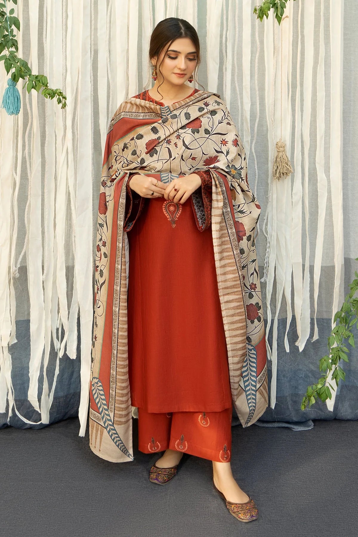 Aisling Dhanak Embroidered 3 Piece | AL105
