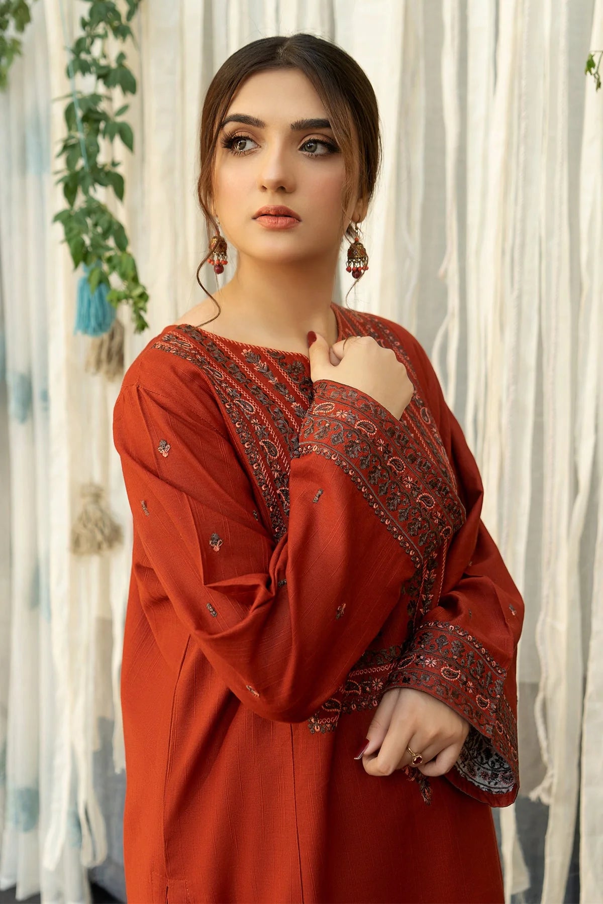 Aisling Dhanak Embroidered 3 Piece | AL105