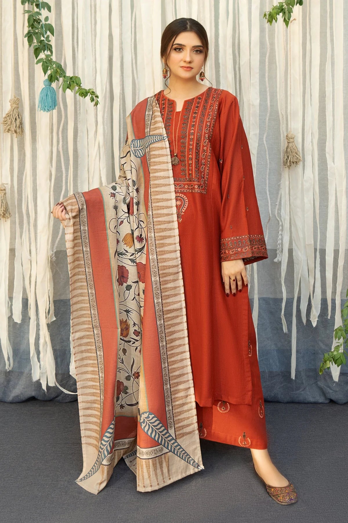 Aisling Dhanak Embroidered 3 Piece | AL105