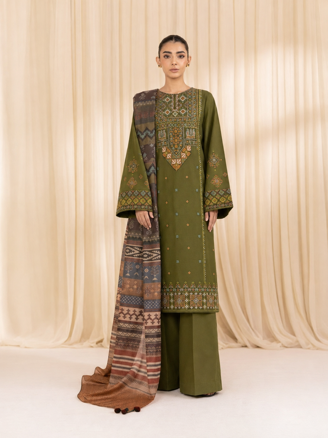 Kayseria Dhanak Embroidered 3 Piece | KY401