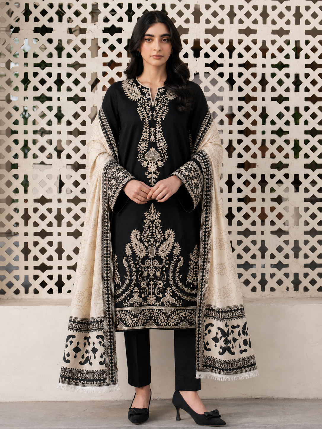 Jazmine Dhanak Embroidered 3 Piece | JE401
