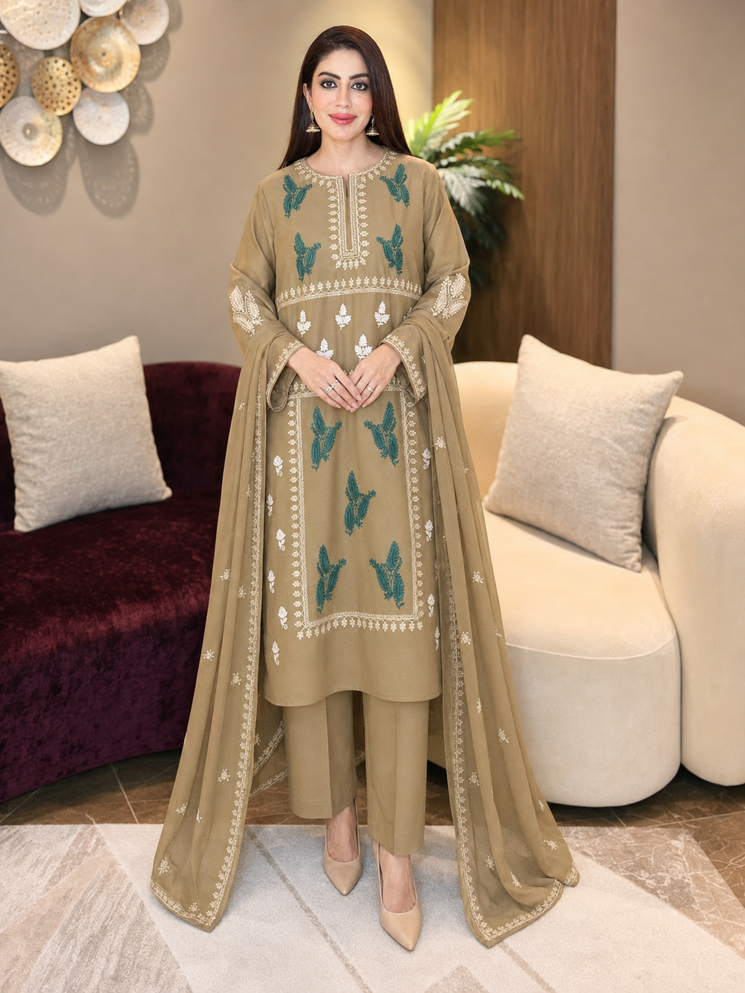 Gucci Cora Dhanak Embroidered 3 Piece | GC201