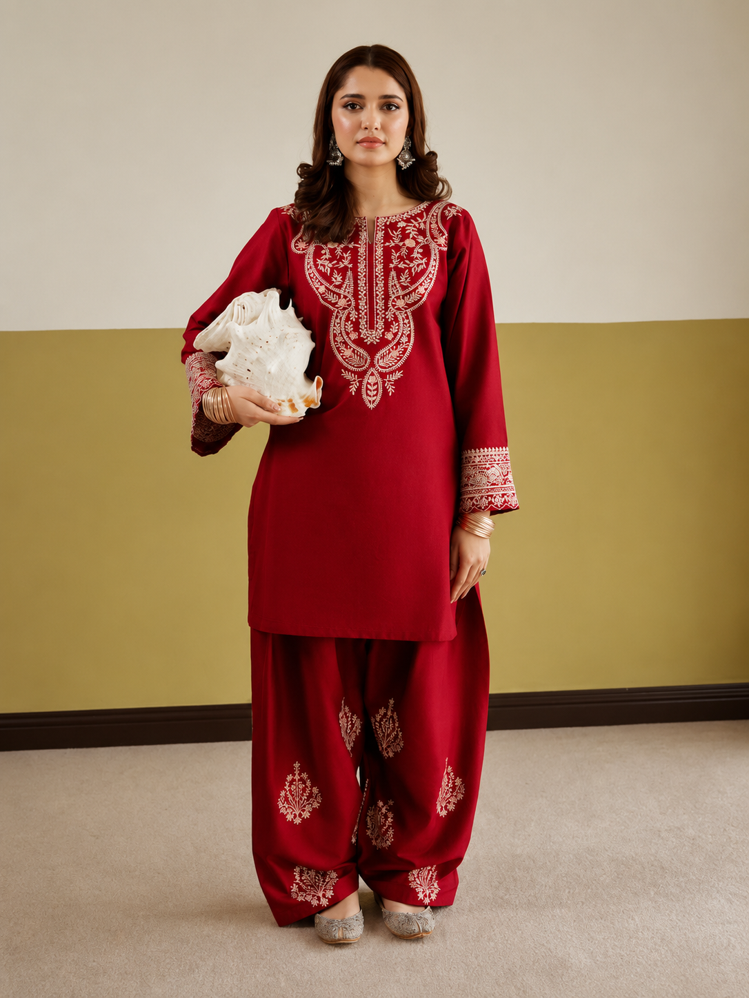 Laam Lawn Embroidered 2 Piece | LM212