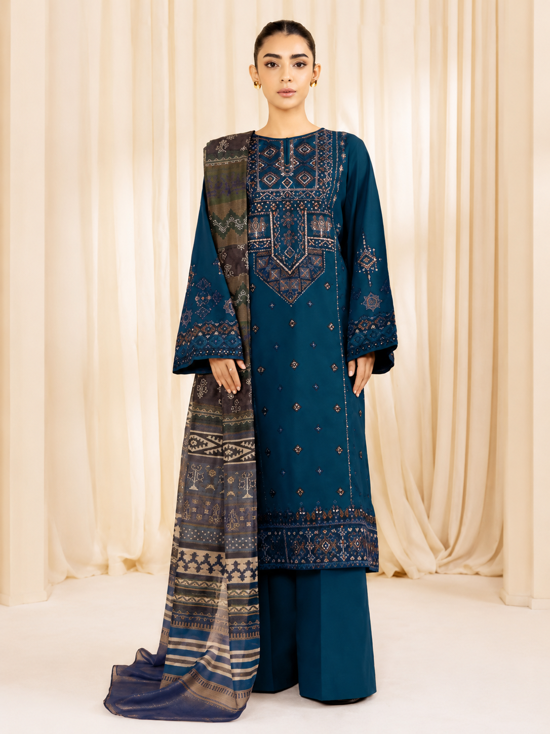 Urge Lawn Embroidered 3 Piece | UG224