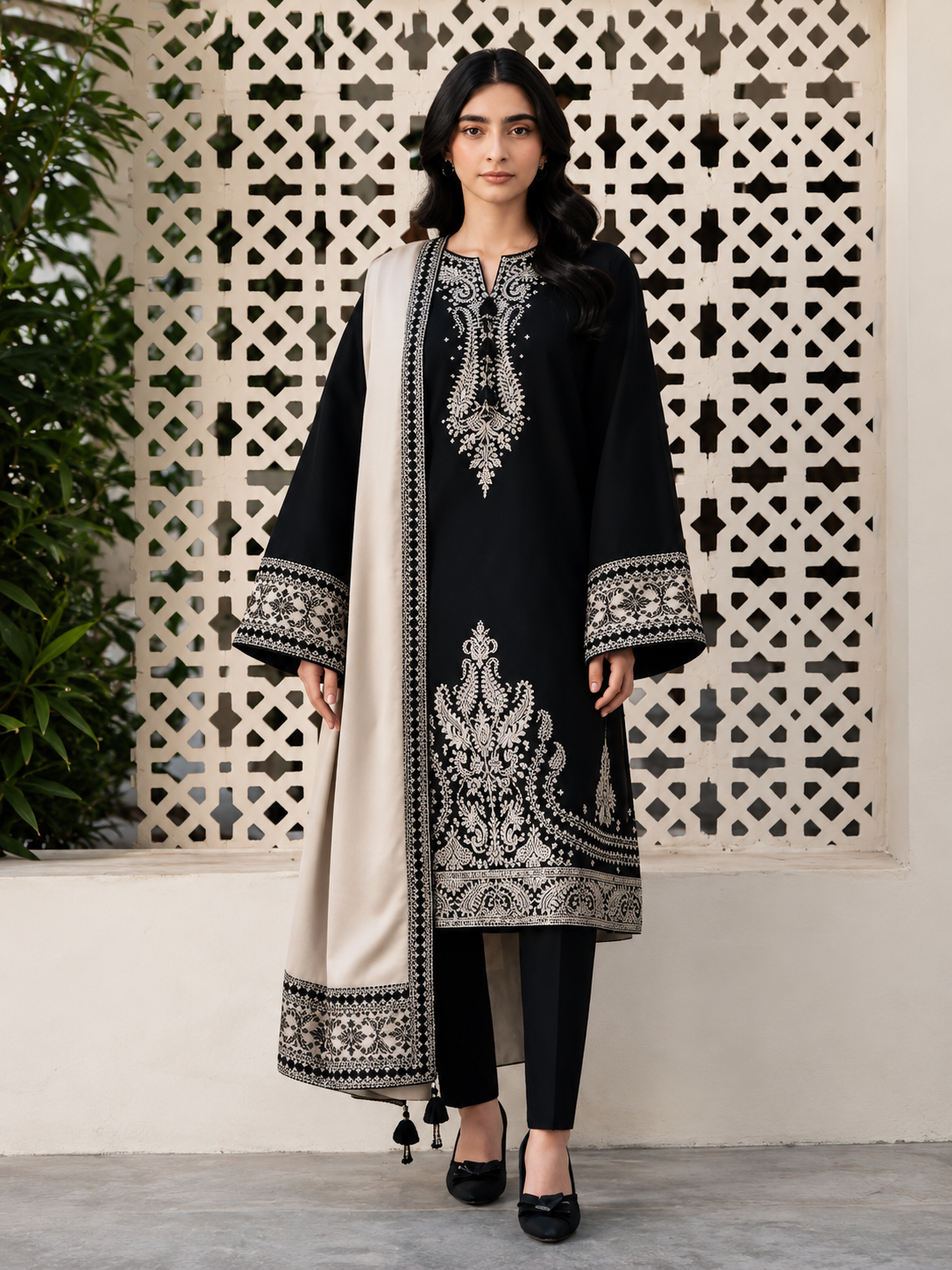 Urge Lawn Embroidered 3 Piece | UG227