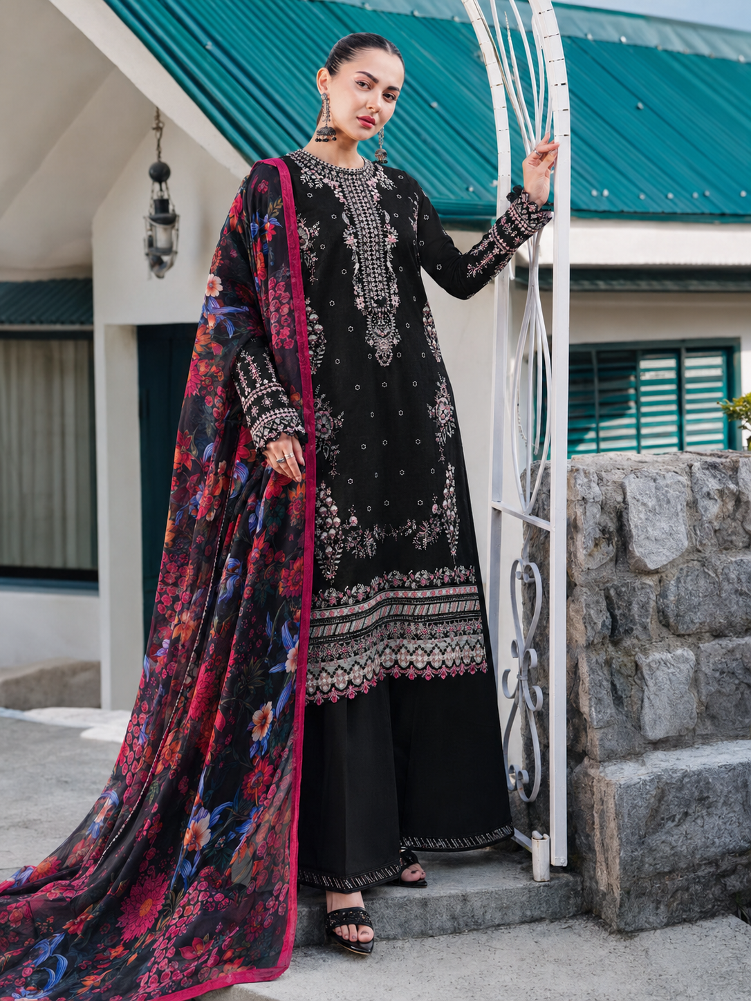 Hussain Rehar Lawn Embroidered 3 Piece | HR105