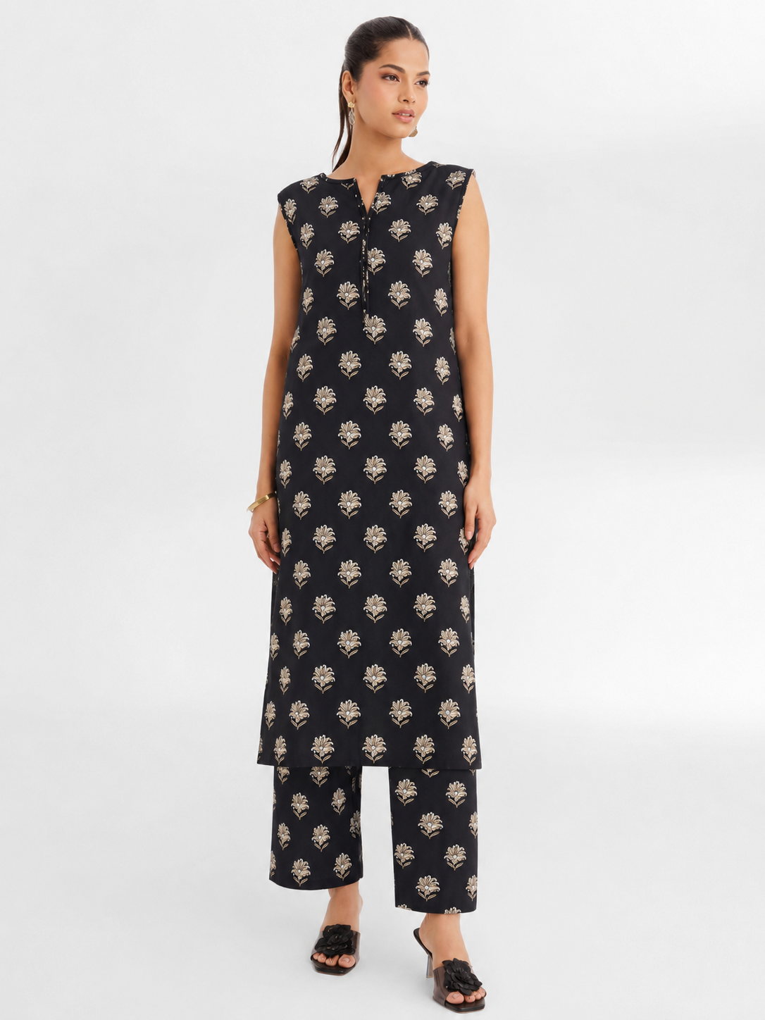 Edenrobe Lawn Digital Printed 2 Piece | ER111