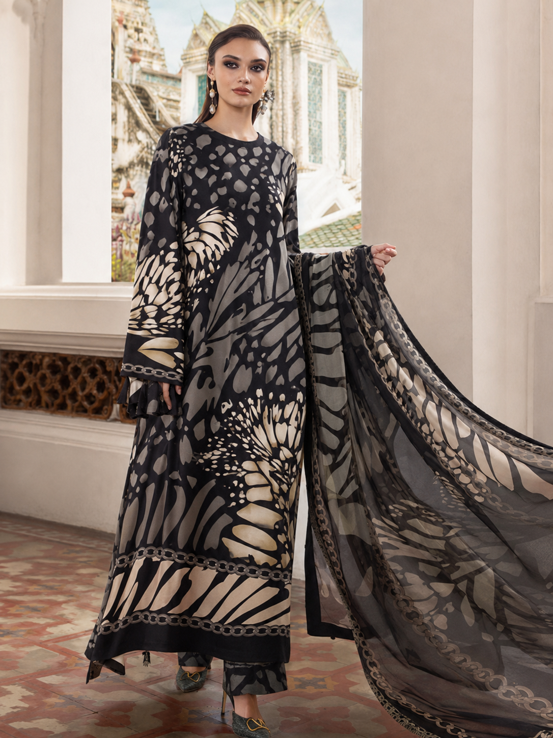 Maria B Lawn Digital Printed 3 Piece | MB196