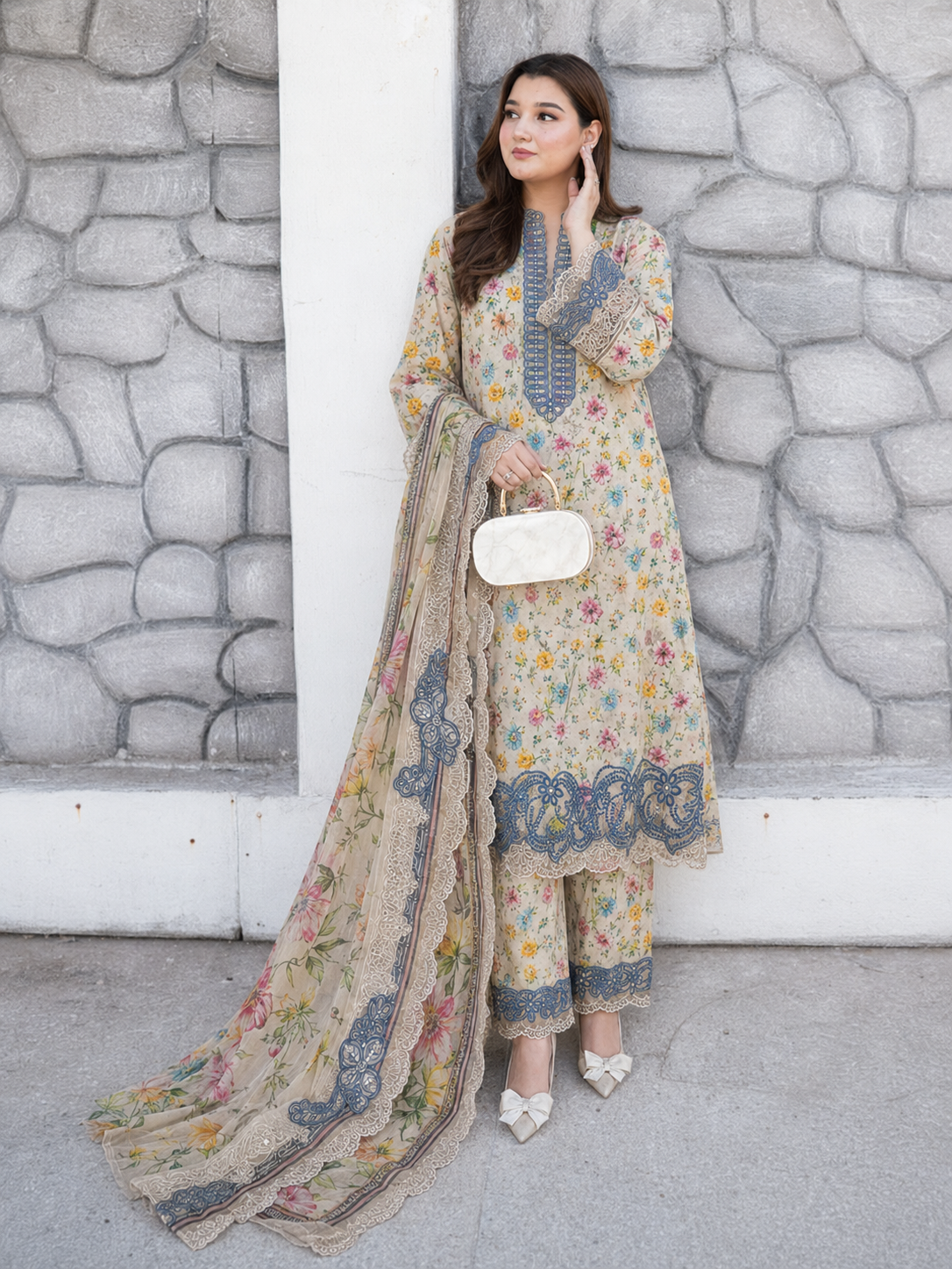 Aneela Lawn Embroidered 3 Piece | AN185