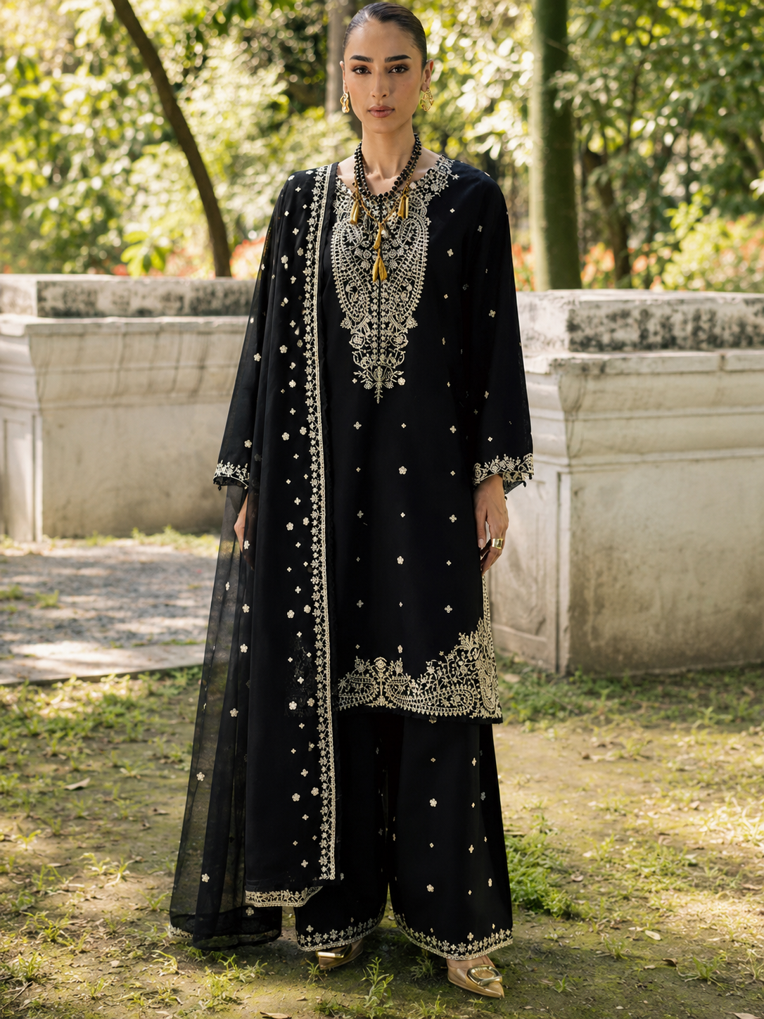 Batik Lawn Embroidered 3 Piece | BK212