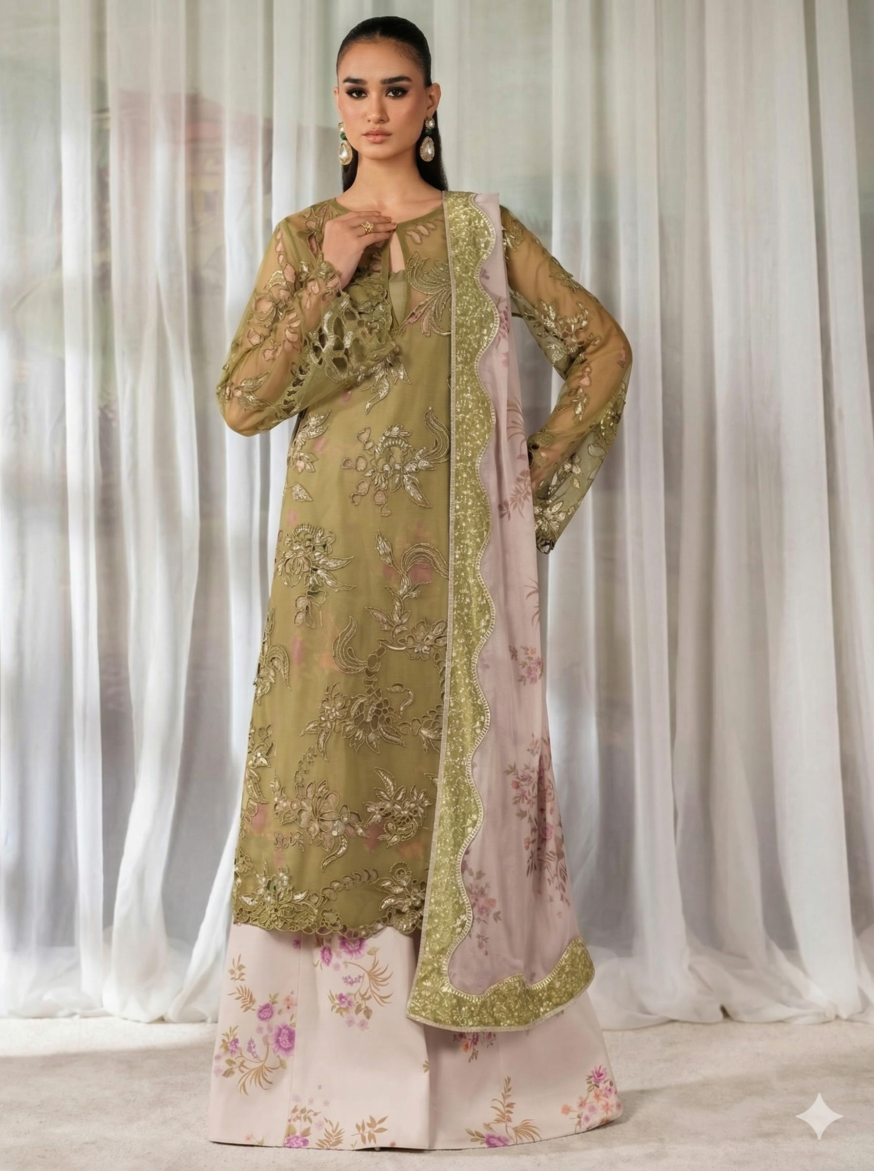 Iznik Lawn Embroidered 3 Piece | IZ118