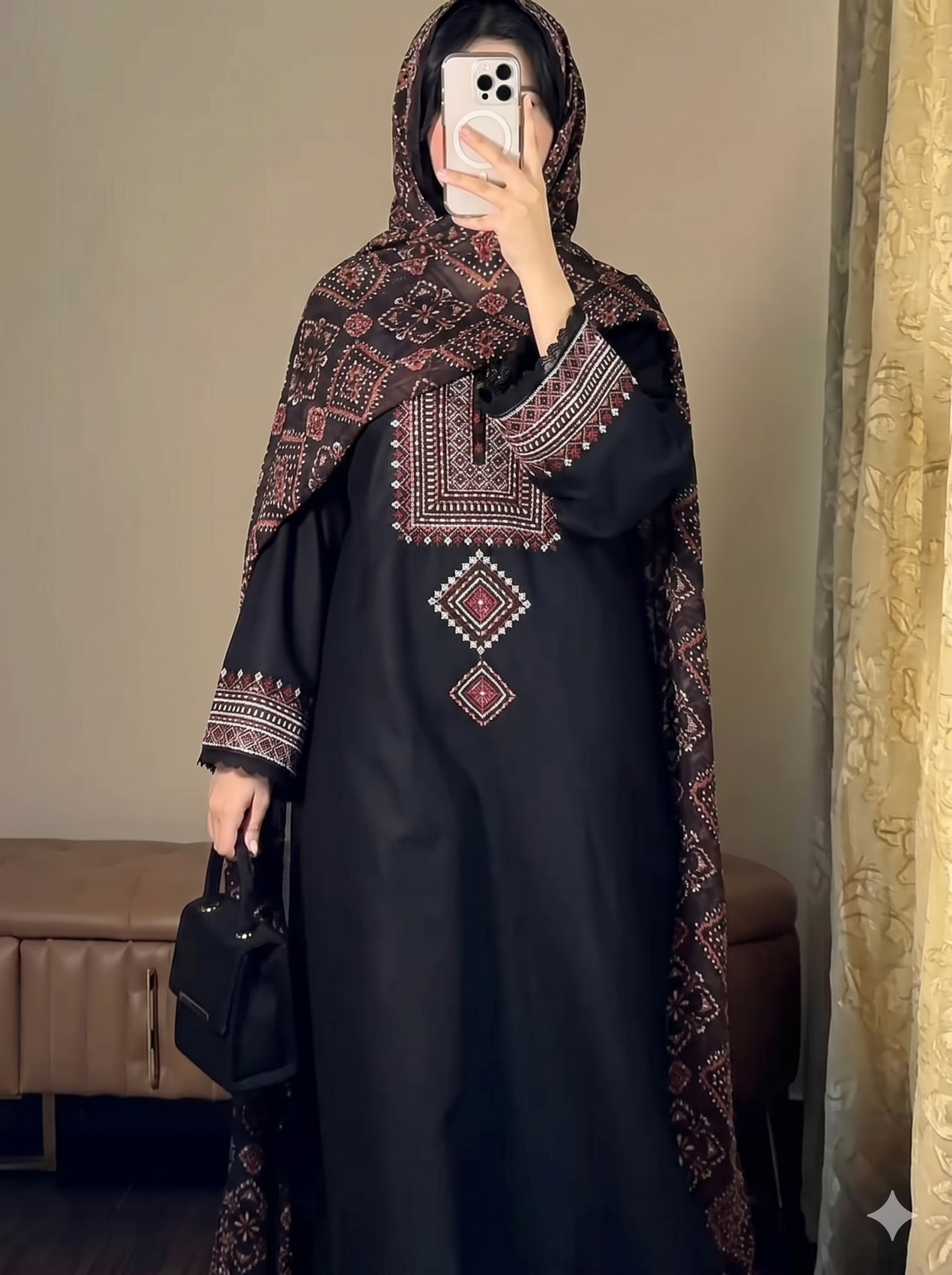 Baroque Lawn Embroidered 3 Piece | BQ124
