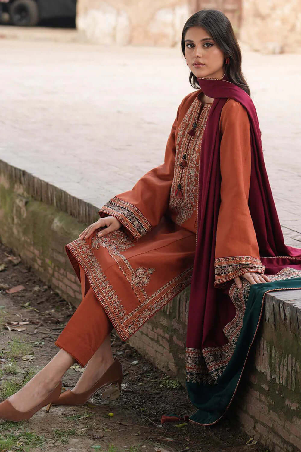Jazmin Dhanak Embroidered 3 Piece | JZ102