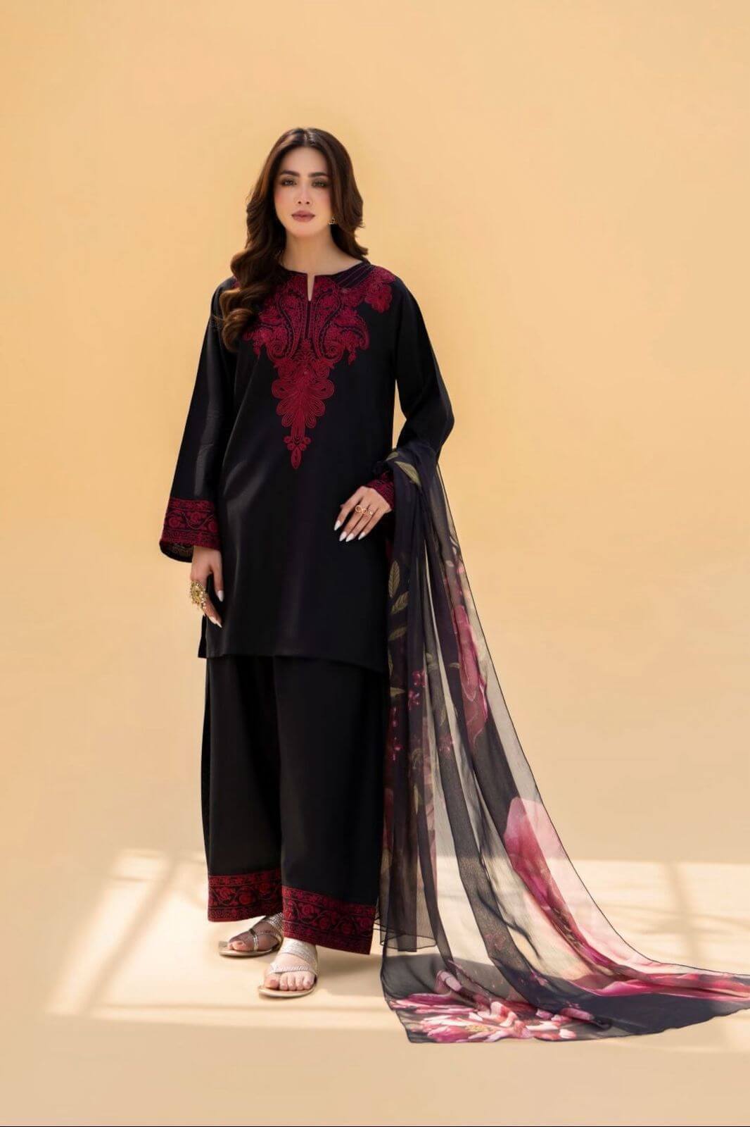 Laam Dhanak Embroidered 3 Piece | LM100