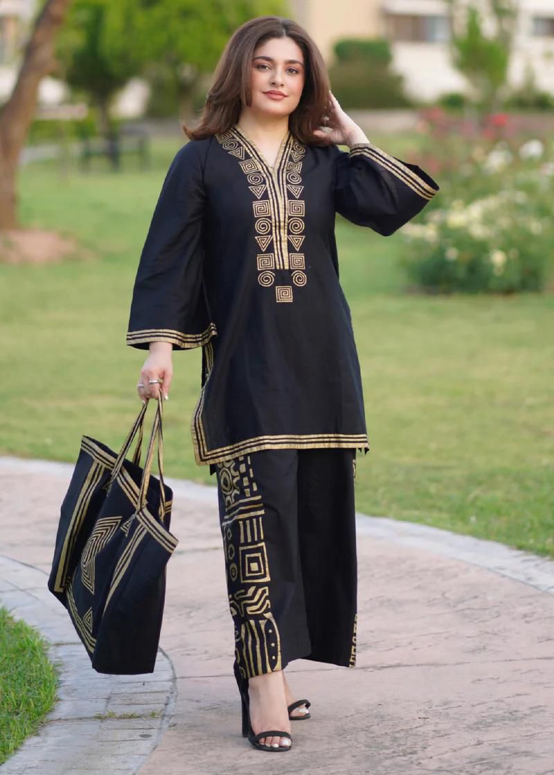 Lulusar Dhanak Embroidered 2 Piece | LR121