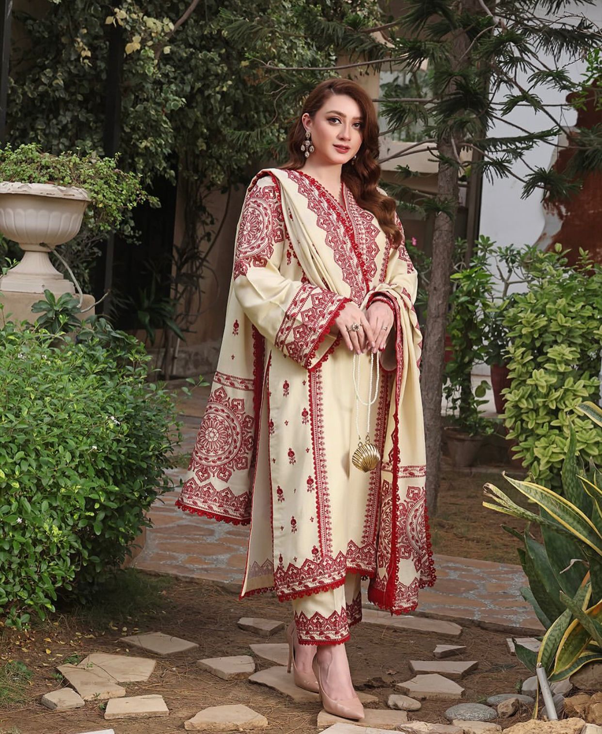 Aneela Dhanak Embroidered 3 Piece | AN108