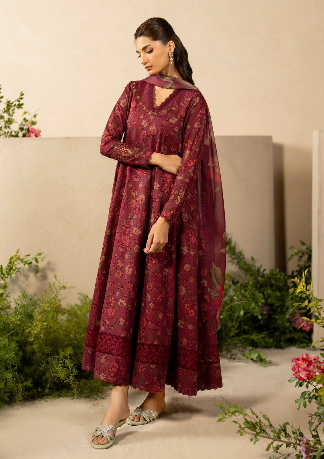 Iznik Dhanak Embroidered 3 Piece | IZ122