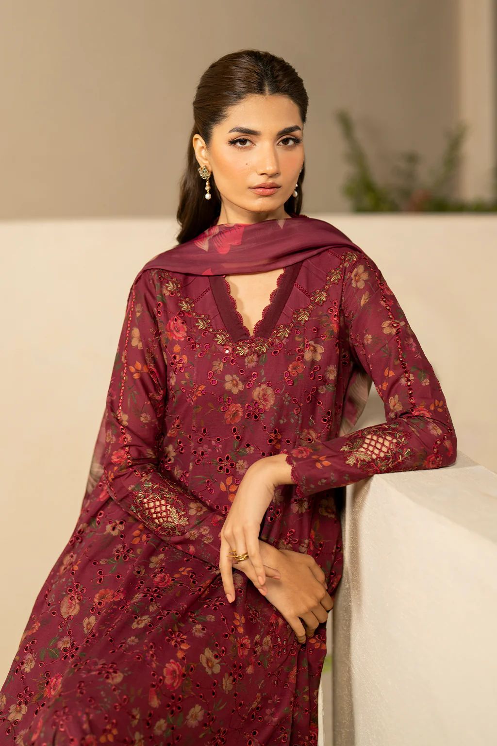 Iznik Dhanak Embroidered 3 Piece | IZ122