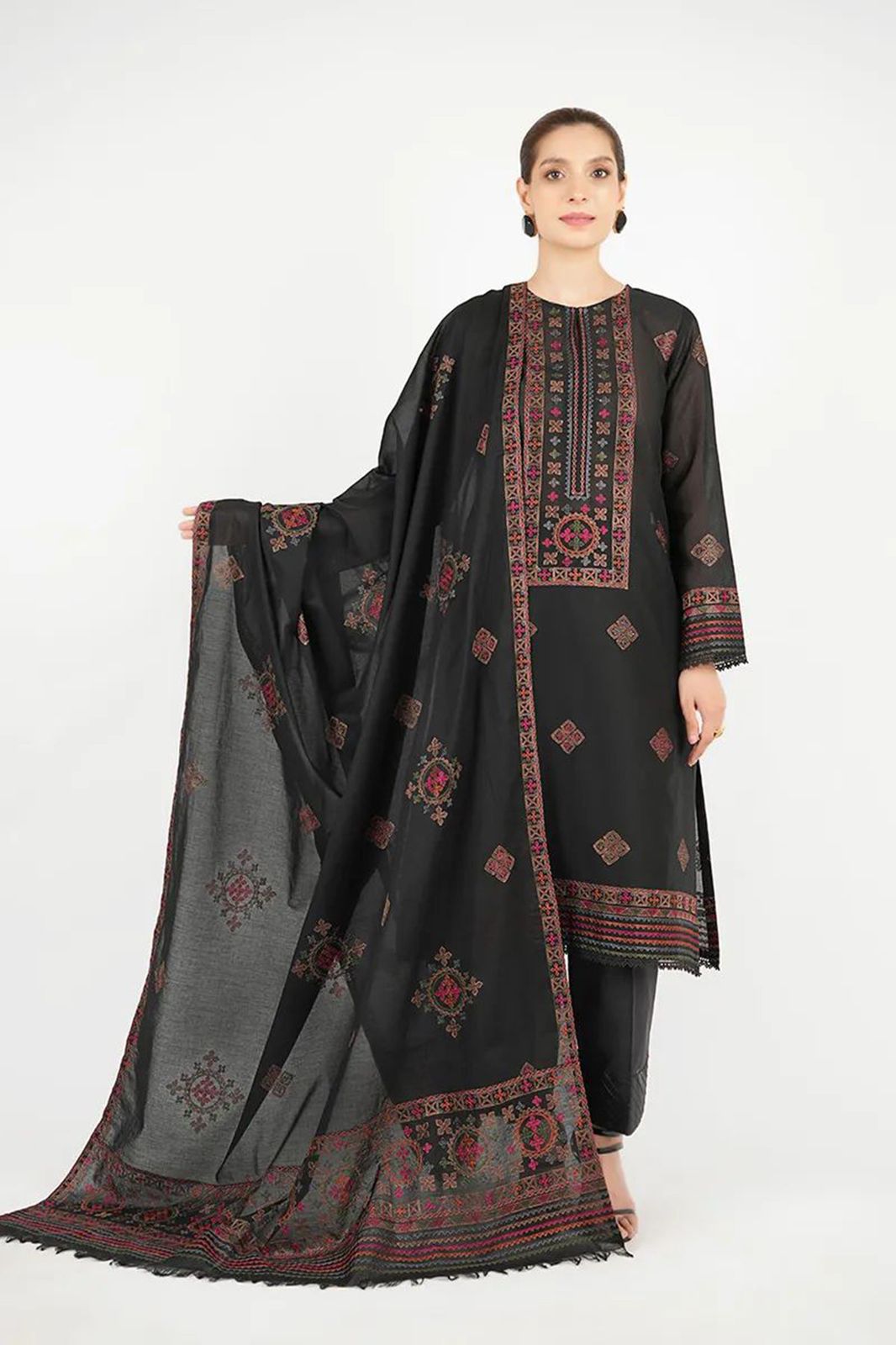 Bareeze Dhanak Embroidered 3 Piece | BZ114