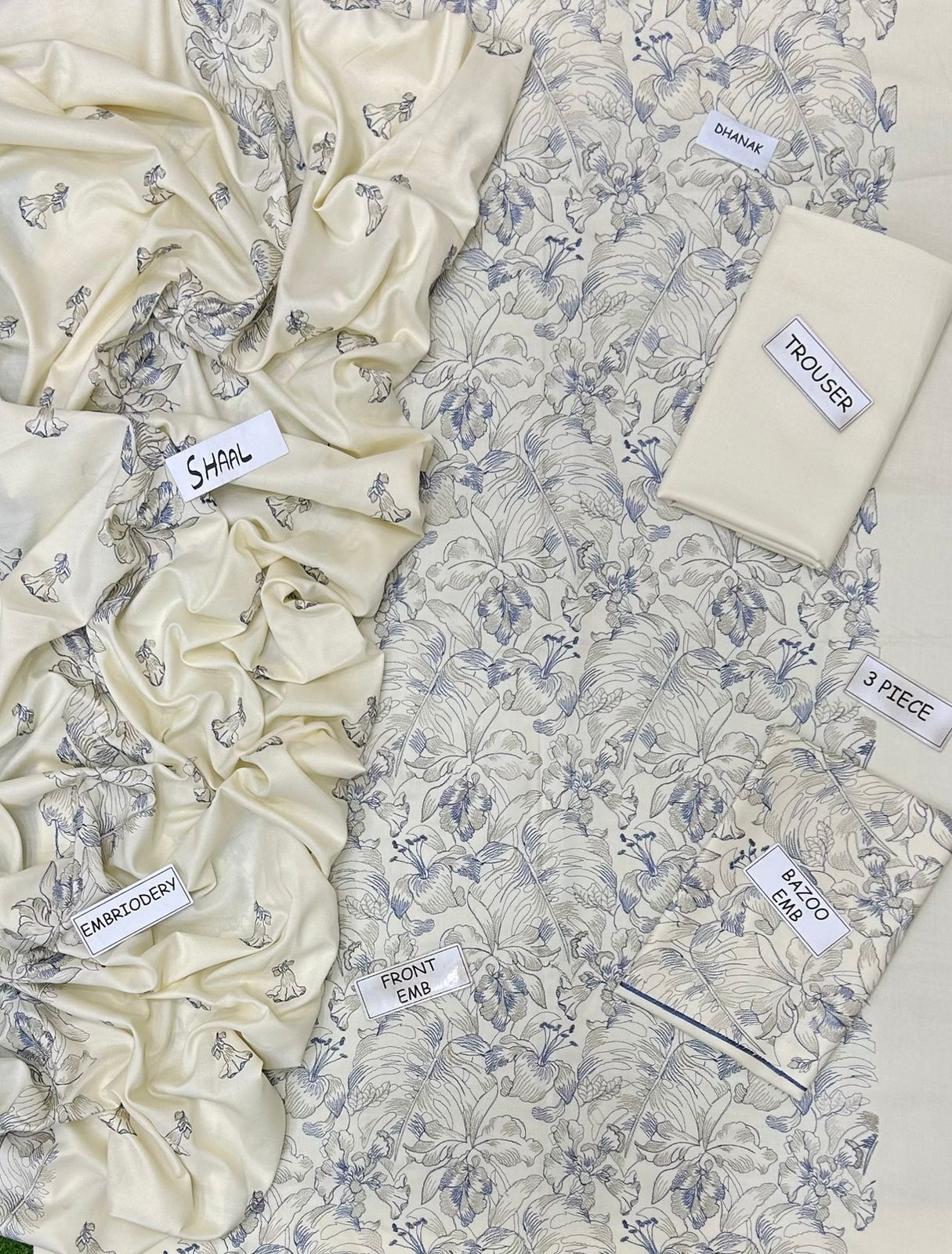 Bareeze Dhanak Embroidered 3 Piece | BZ111