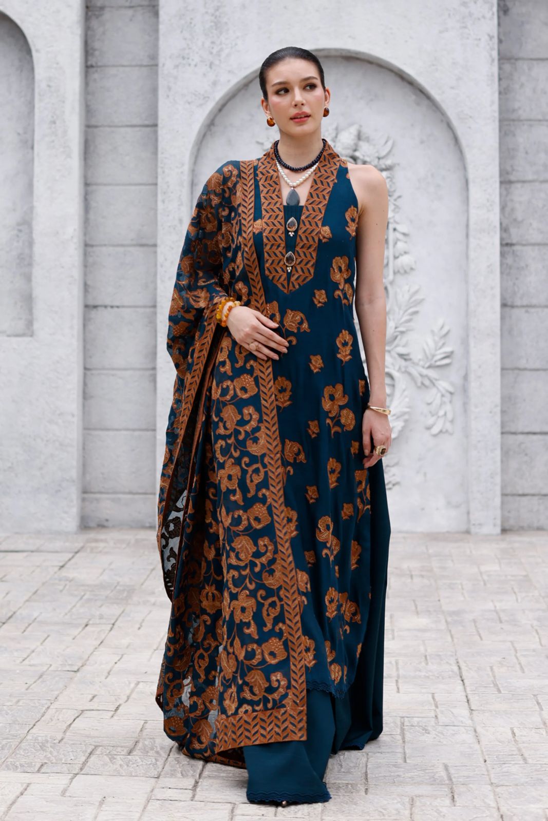 Bareeze Dhanak Embroidered 3 Piece | BZ116