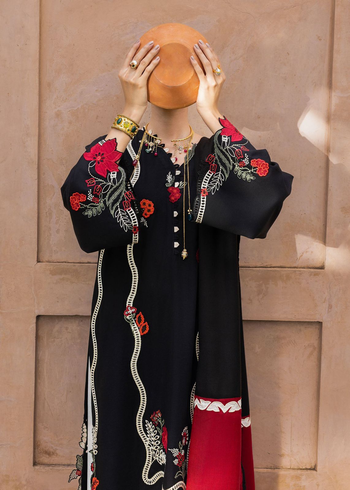 Crimson Dhanak Embroidered 3 Piece | CN106