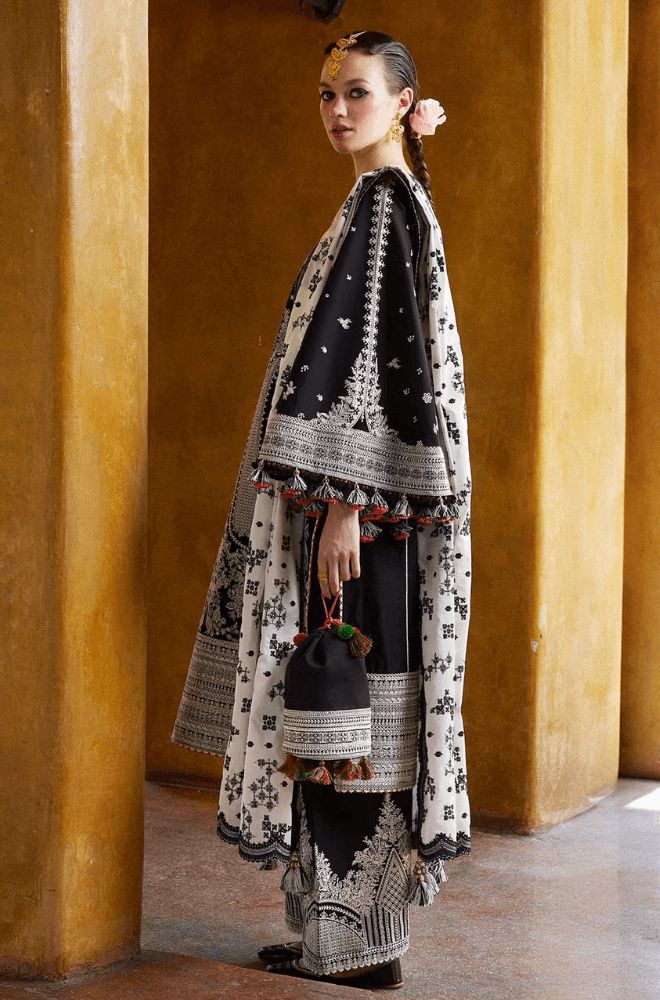 Charizma Lawn Embroidered 3 Piece | CZ100