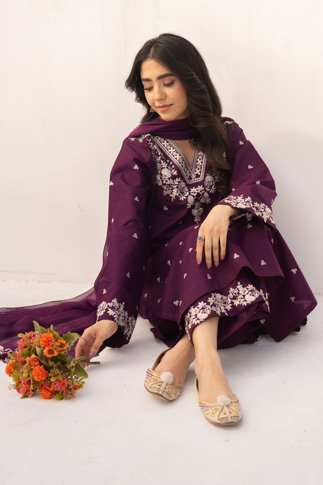 Rozana Lawn Embroidered 3 Piece | RA110