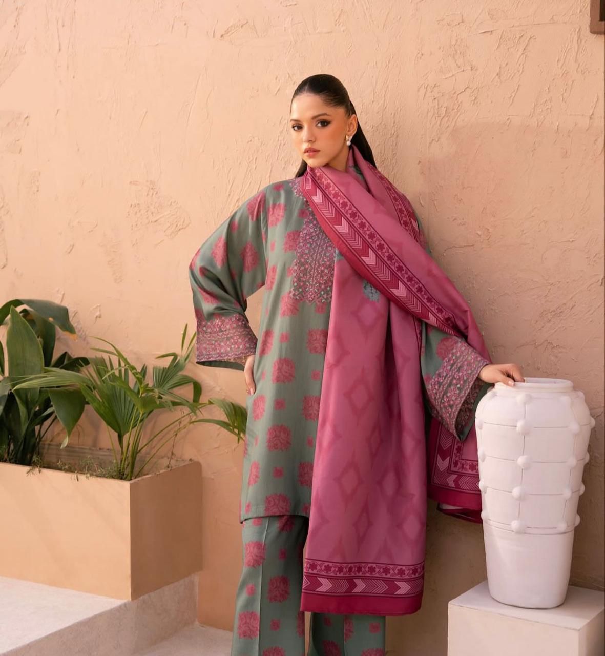 Amaya Lawn Embroidered 3 Piece | AA110