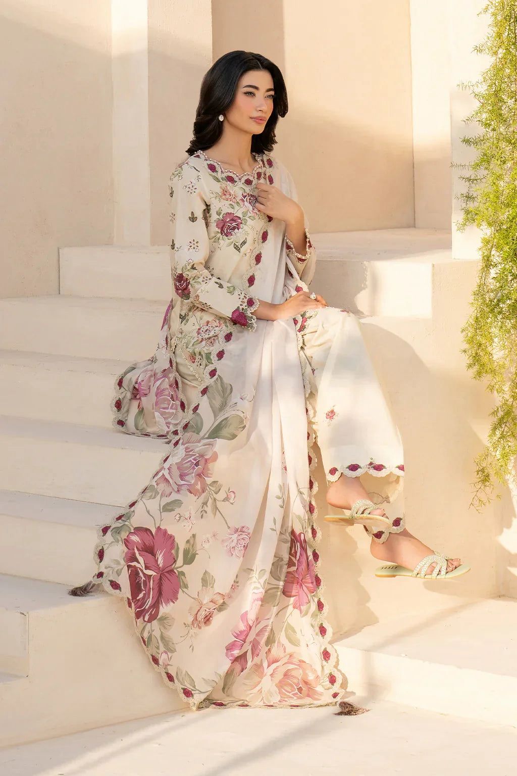 Iznik Lawn Embroidered 3 Piece | IZ113