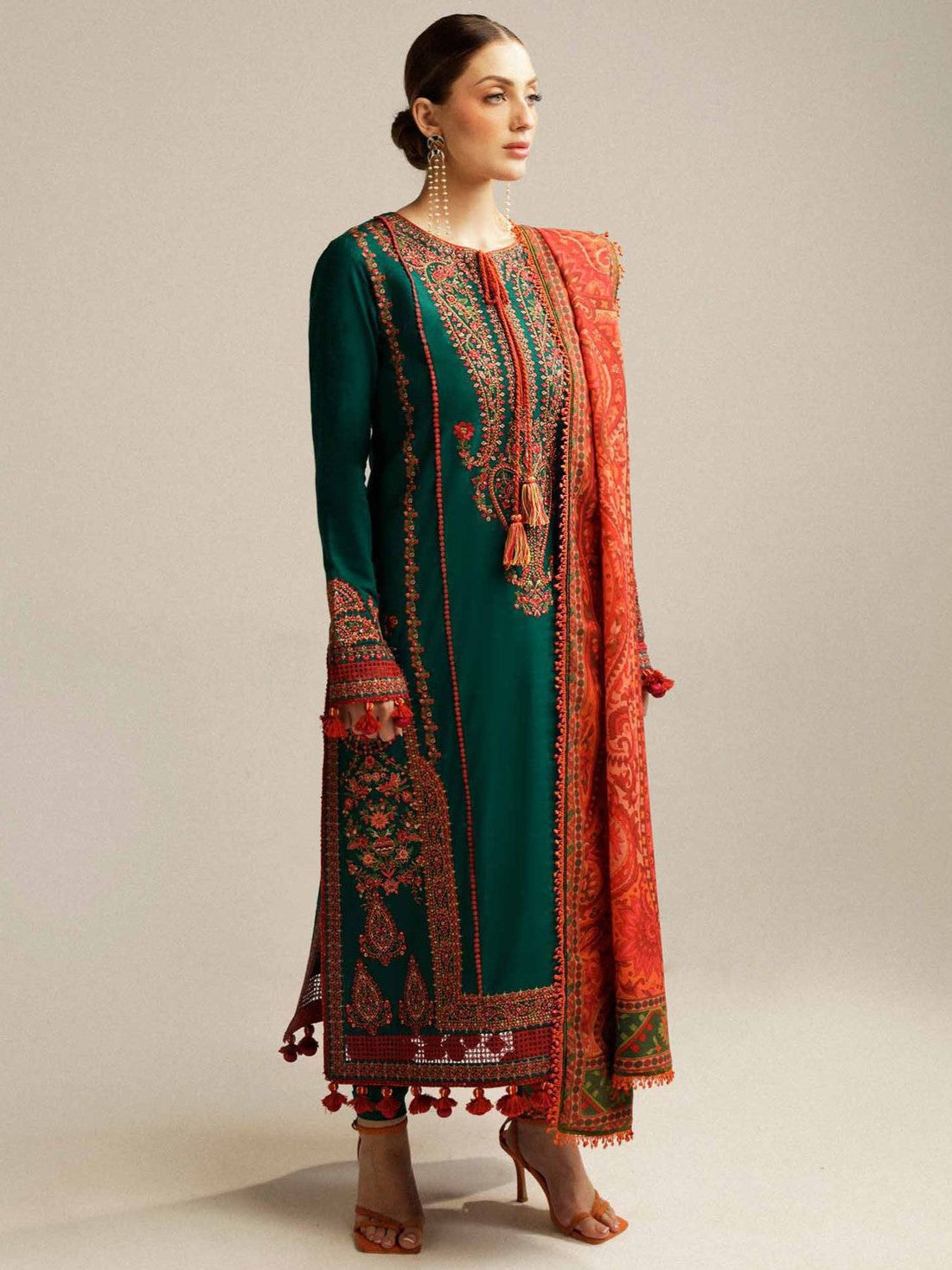 Hussain Rehar Lawn Embroidered 3 Piece | HR110