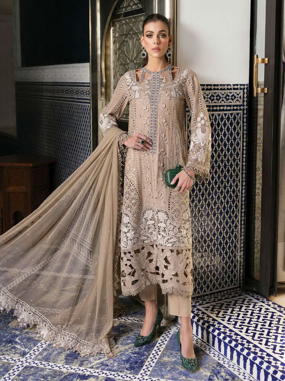 Maria B Lawn Embroidered 3 Piece | MB119