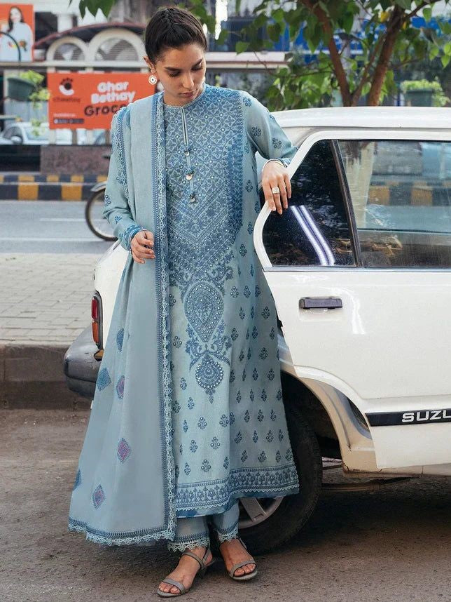 Zaha Lawn Embroidered 3 Piece | ZH110