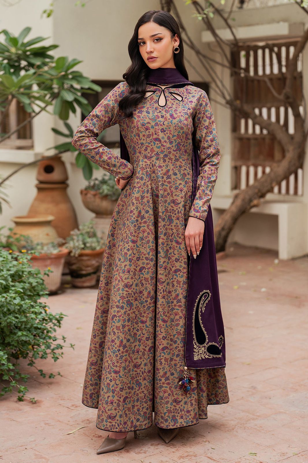 Jazmin Lawn Embroidered 3 Piece | JZ123