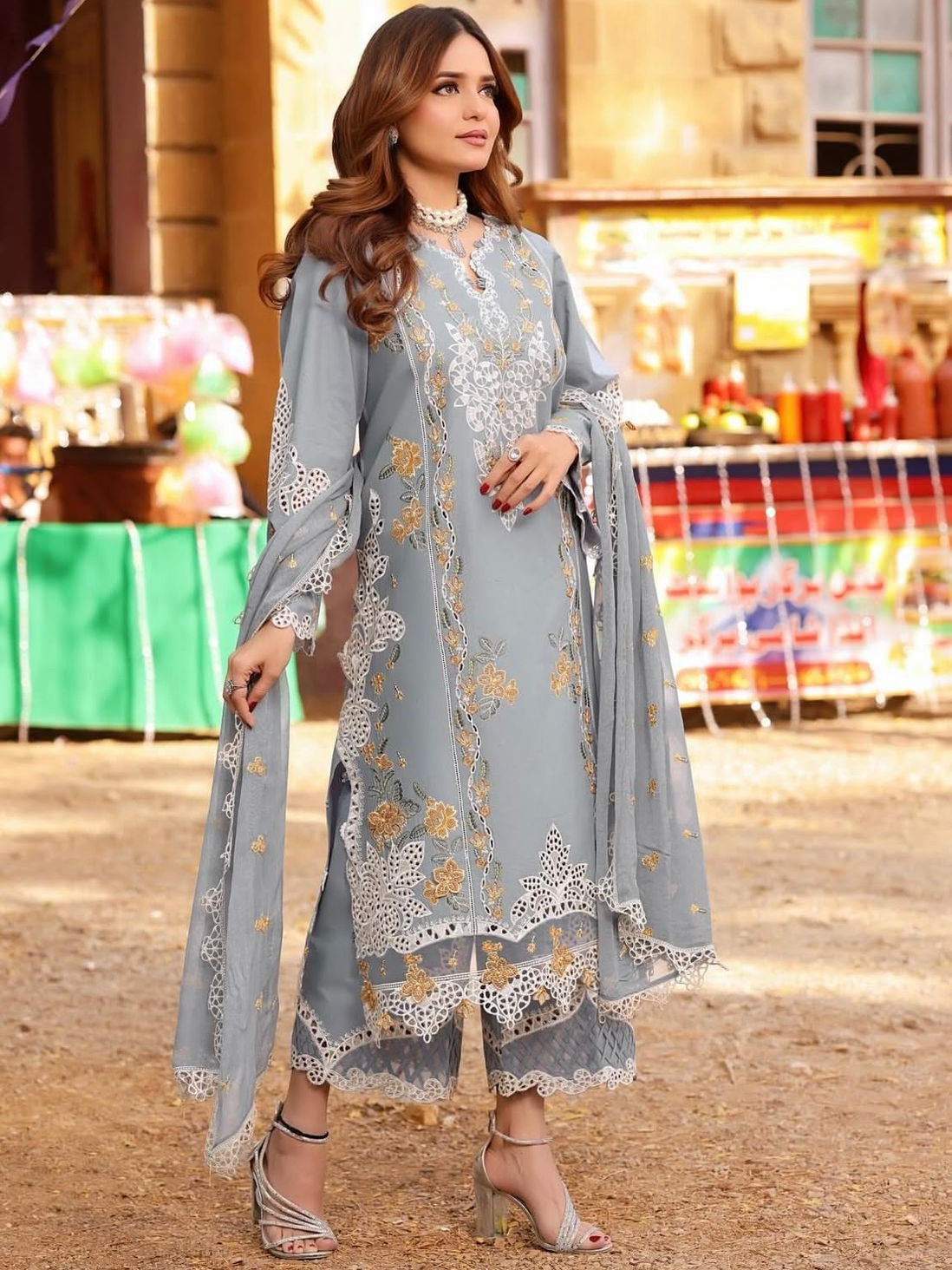 Aneela Lawn Embroidered 3 Piece | AN136