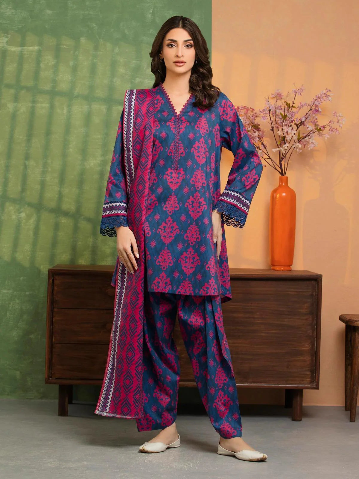 Edenrobe Lawn Digital Printed 3 Piece | ER100