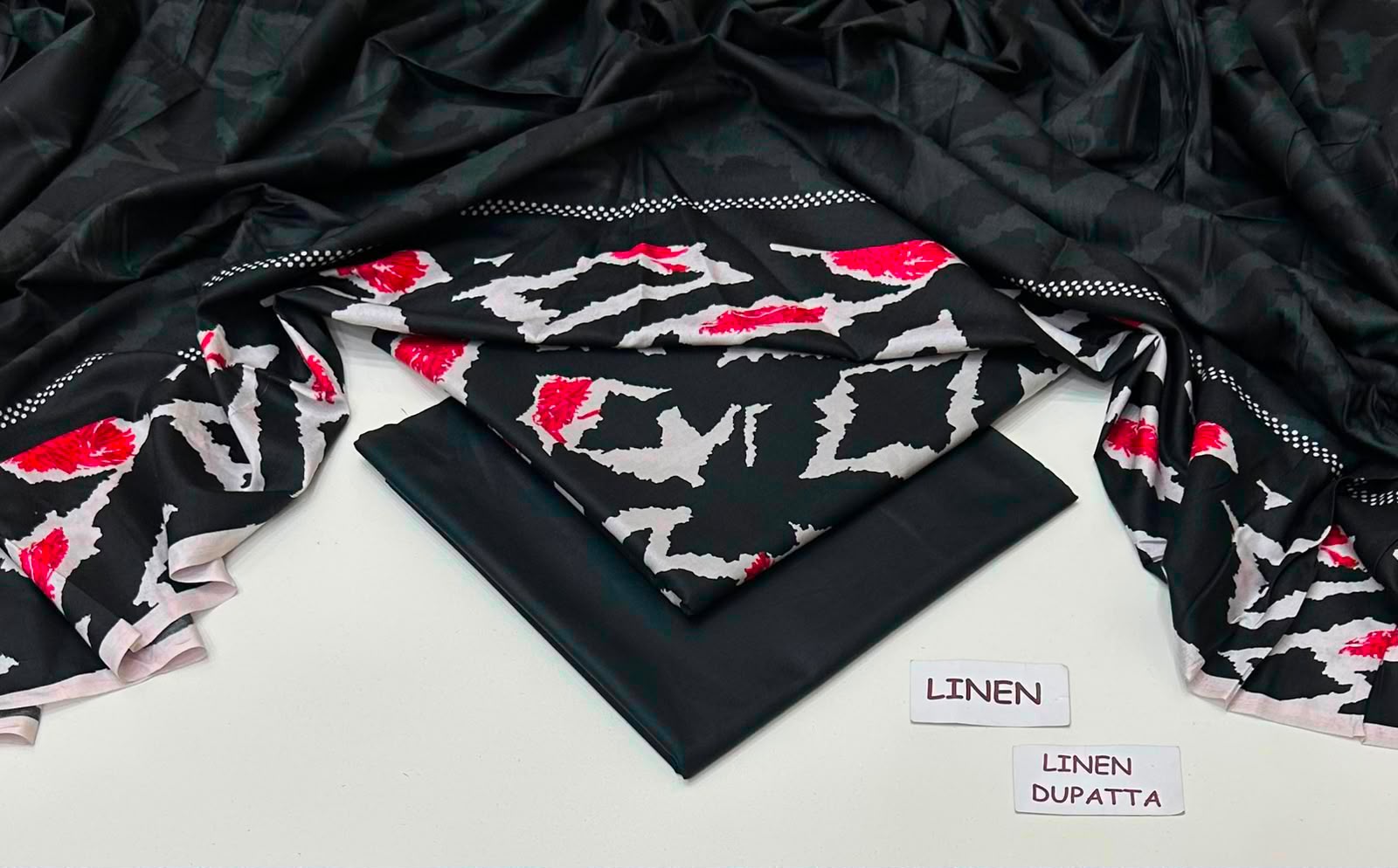 Maria B Linen Digital Printed 3 Piece | MB381