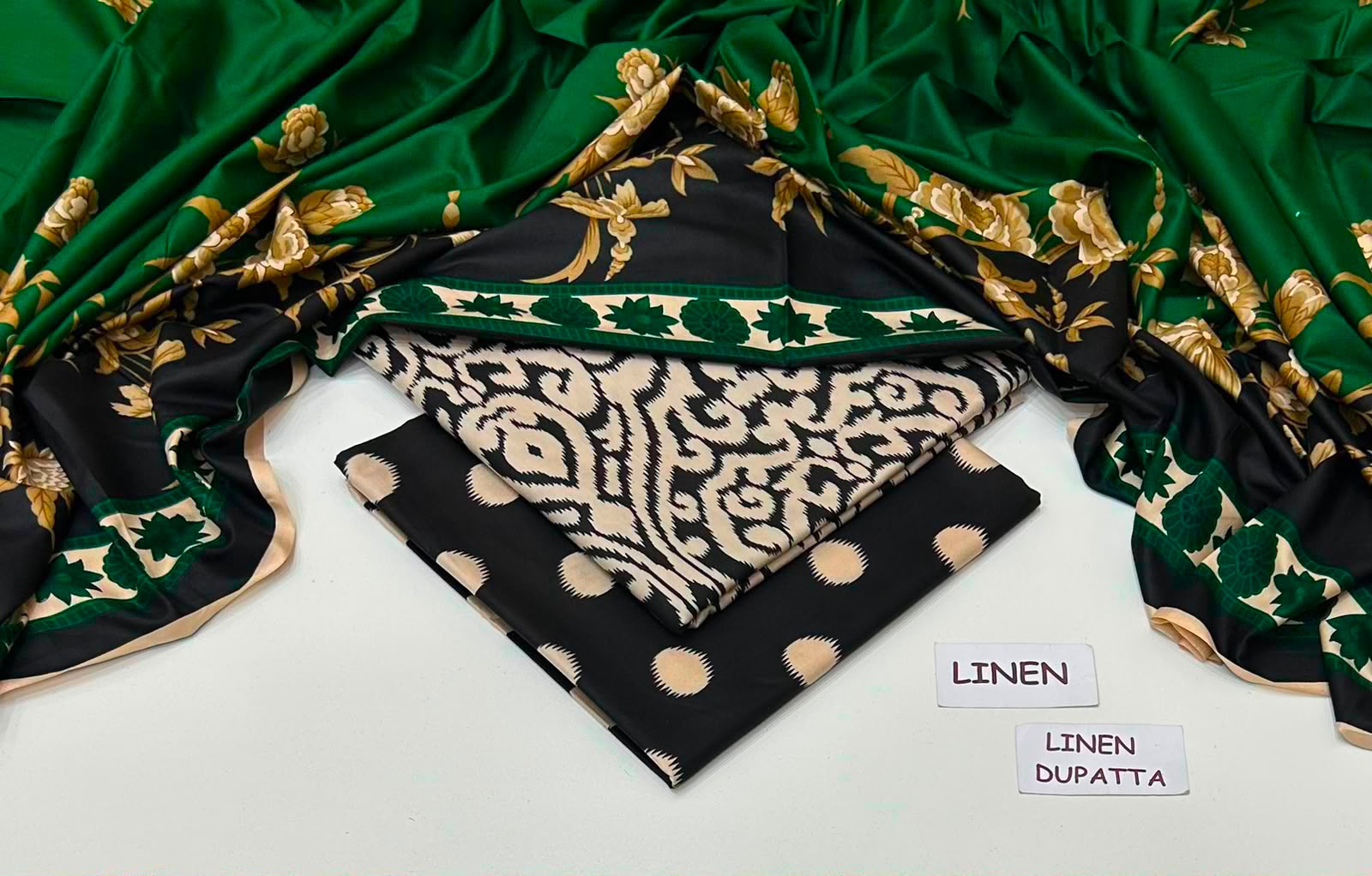Maria B Linen Digital Printed 3 Piece | MB326