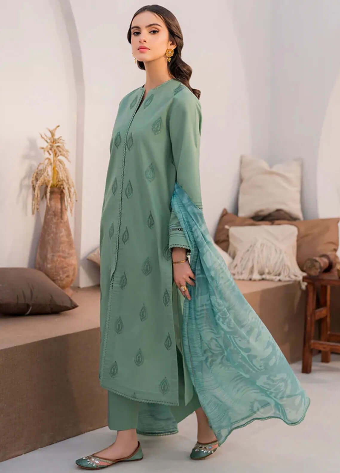Jazmin Dhanak Embroidered 3 Piece | JZ104